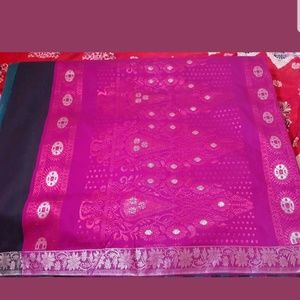 Womens sari